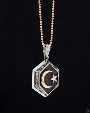 Ay-Yıldız Figürlü Taşlı Kolye