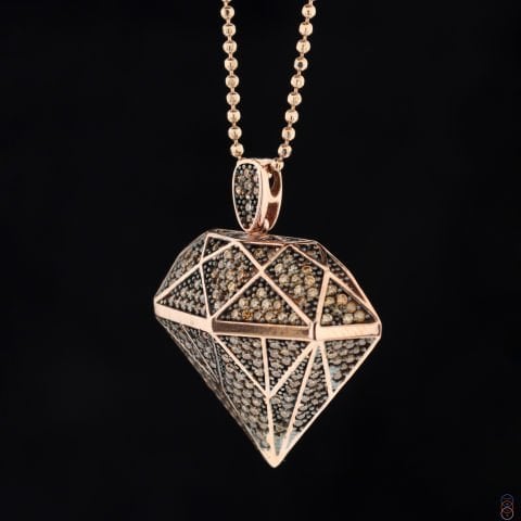 Pırlanta Figürlü Kolye