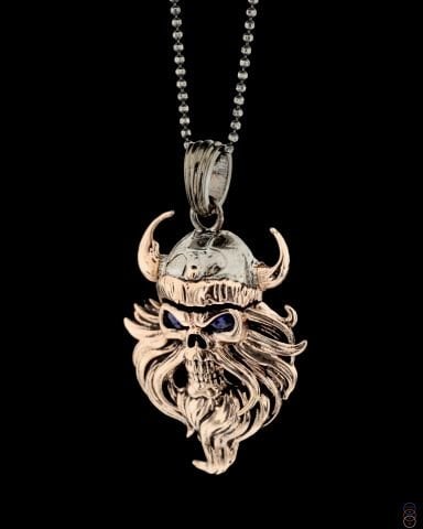 Viking Figürlü Kolye