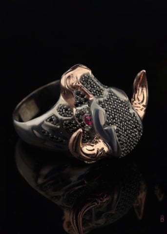 Üç Boyutlu Boğa Figürlü Yüzük