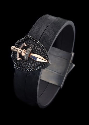 Kılıç Ve Kalkan Figürlü Taşlı Bileklik