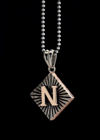 Harf Figürlü Geometrik Kolye