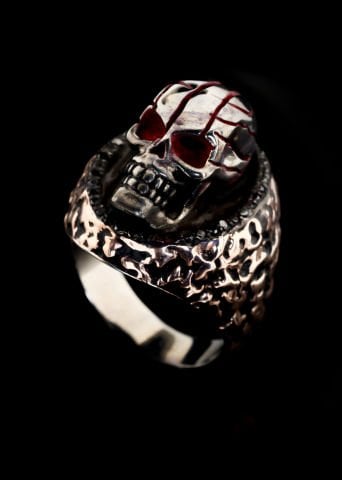 Üç Boyutlu Kurukafa Figürlü Gümüş Yüzük