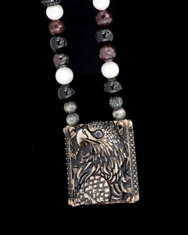 Kartal Figürlü Kolye