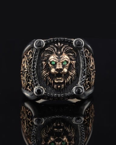 Altın Aslan Figürlü Pırlanta Taşlı Yüzük