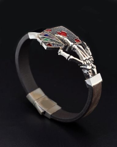 Kumarbaz Koleksiyonu İskambil Kağıdı Tutan El Figürlü Bileklik