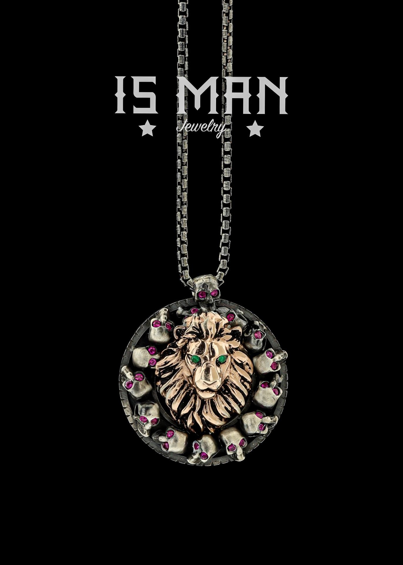 Aslan Ve Kurukafa Figürlü Madalyon Kolye