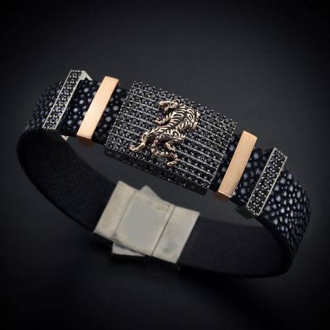 Orijinal Vatoz Derisi Kordonlu Panter Figürlü Bileklik