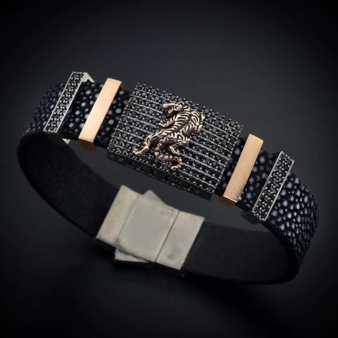 Orijinal Vatoz Derisi Kordonlu Panter Figürlü Bileklik