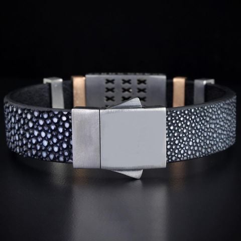 Orijinal Vatoz Derisi Kordonlu Panter Figürlü Bileklik