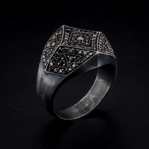 Siyah Elmas Koleksiyonu Geometrik Form Siyah Elmas Taşlı Yüzük