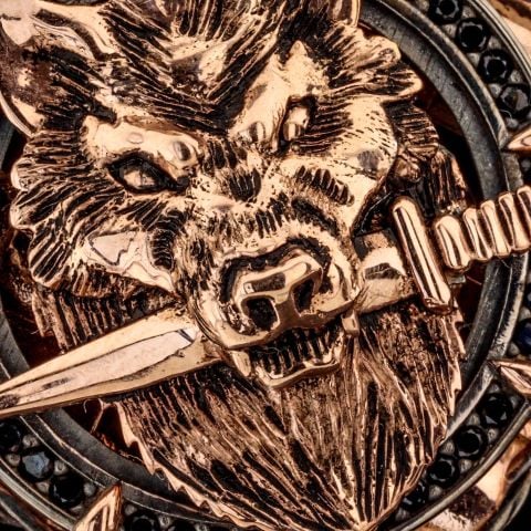 Kurt Ve Kılıç Figürlü Kolye