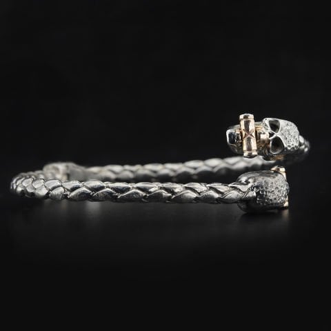 Kurukafa Figürlü Kelepçe Bileklik