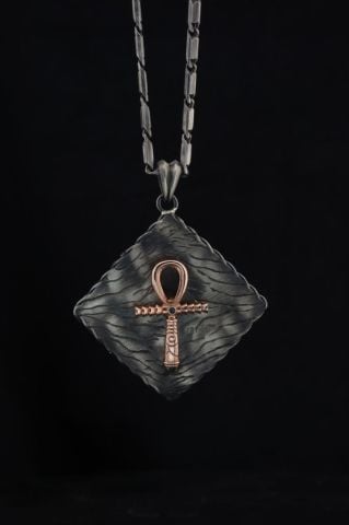 Anubis Ve Nil Anahtarı(Ankh) Figürlü Kolye