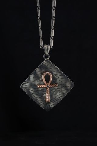 Anubis Ve Nil Anahtarı(Ankh) Figürlü Kolye