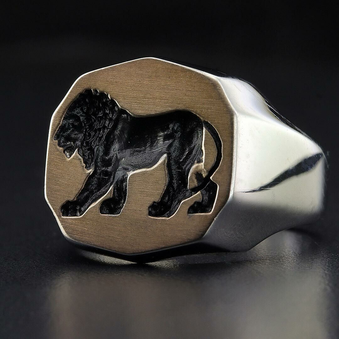 Aslan Mühürlü Yüzük