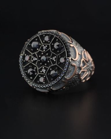 Elmas Kesim Taşlı Gümüş Yüzük