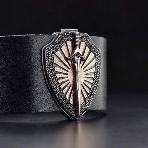 Kılıç Ve Kalkan Figürlü Deri Bileklik