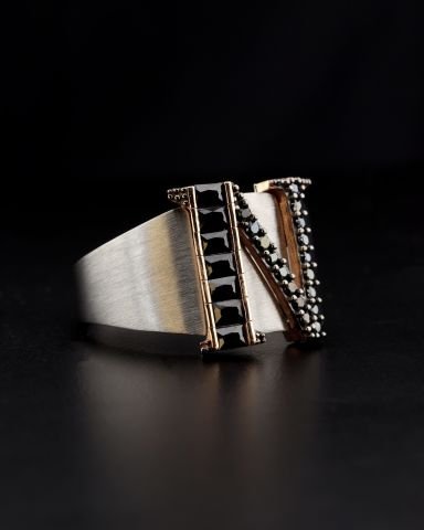 Harfli Taşlı Yüzük-N