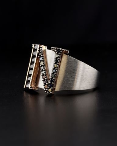 Harfli Taşlı Yüzük-N