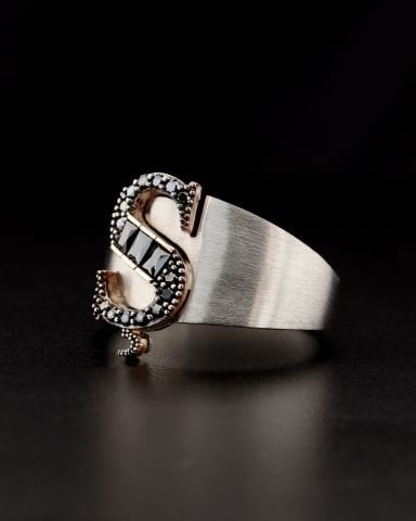 Harfli Taşlı Yüzük-Ş