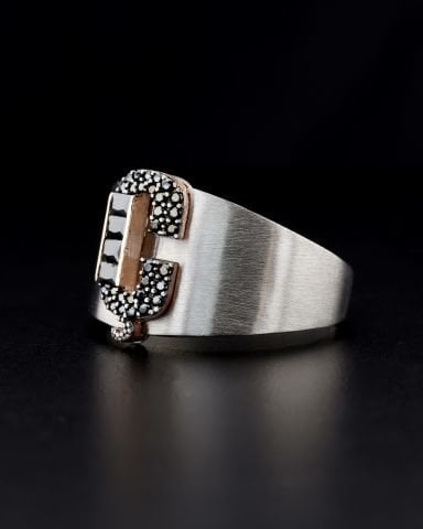 Harfli Taşlı Yüzük-Ç