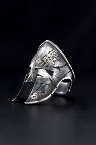 Miğfer Figürlü Yüzük