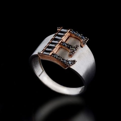 Harfli Taşlı Yüzük-E