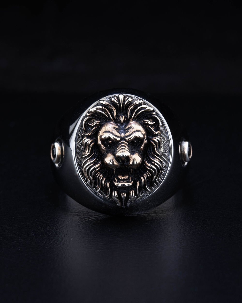 Türk Bayrağı İşli Aslan Figürlü Yüzük