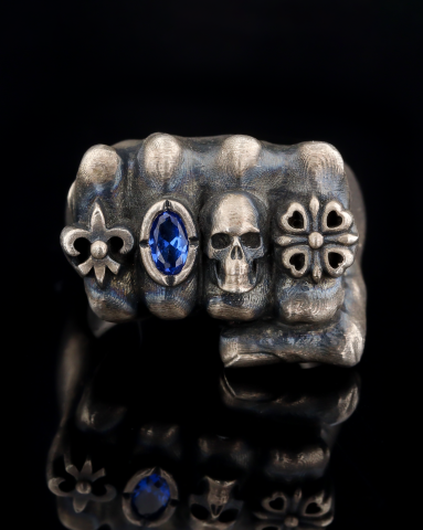 Yumruk Figürlü Yüzük