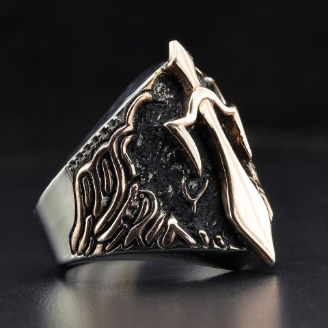 Kılıç Figürlü Yüzük