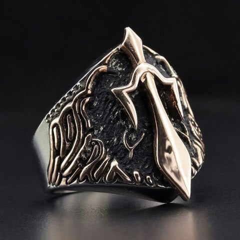 Kılıç Figürlü Yüzük