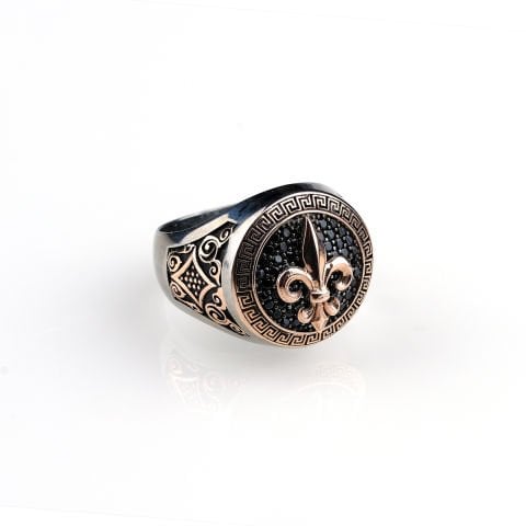 Fleur de Lis Yüzük 366