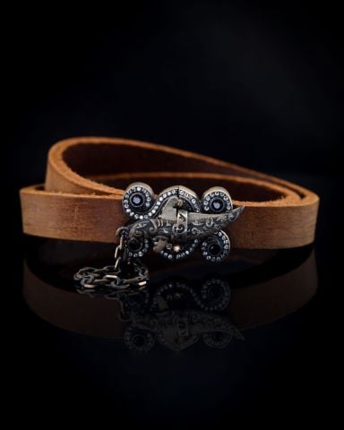 Deri Kordon Hançer Figürlü Bileklik