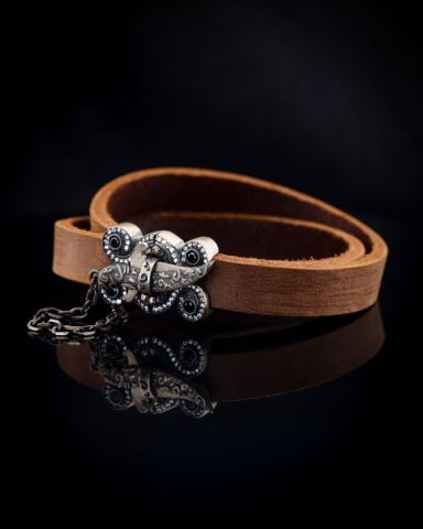 Deri Kordon Hançer Figürlü Bileklik