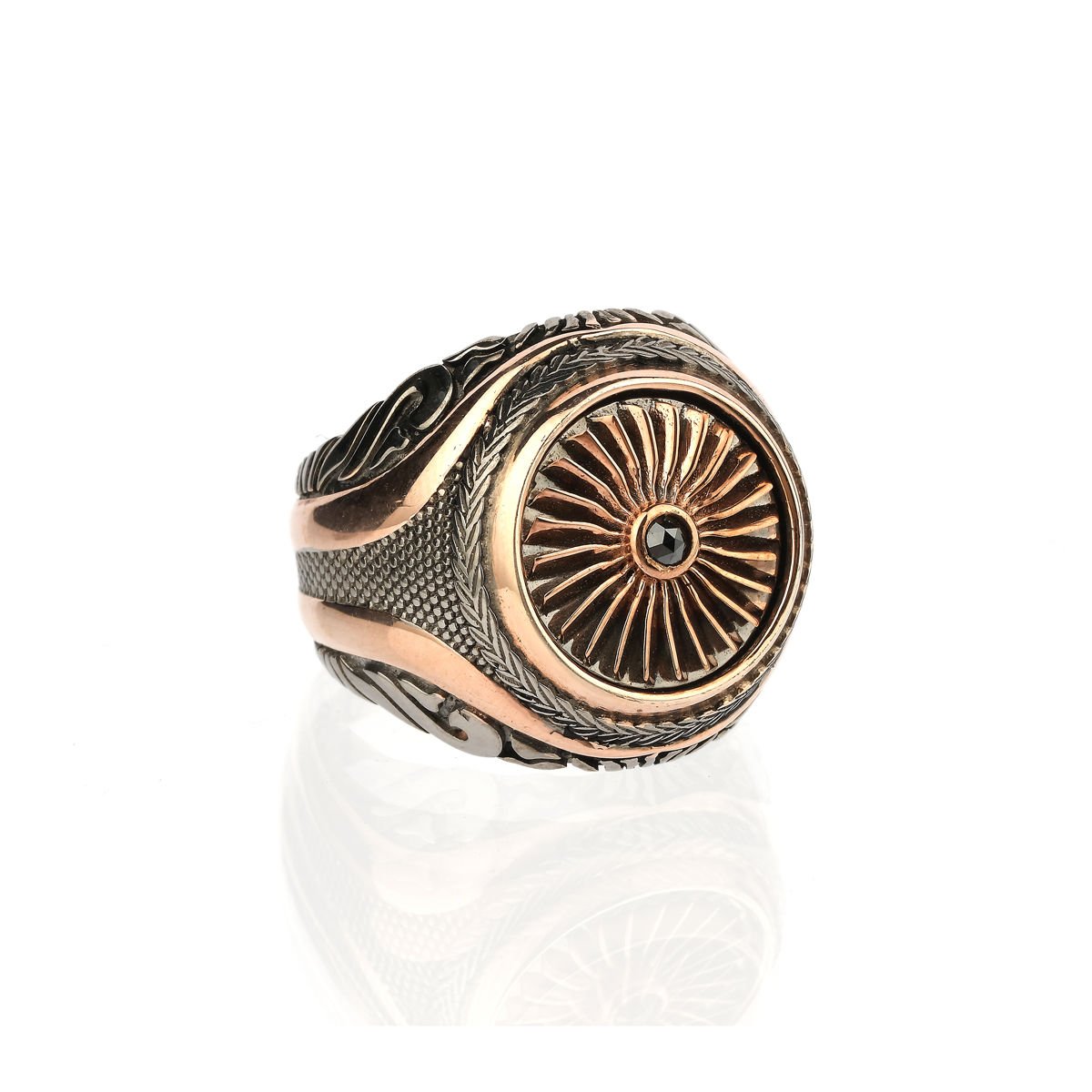 Kalkan Figürlü Taşlı Yüzük