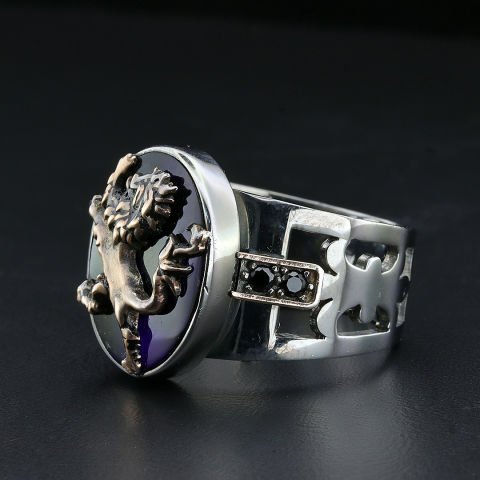 Altın Kraliyet Aslanı Figürlü Oval Yüzük