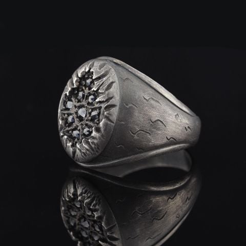 Taşlı Gümüş Yüzük