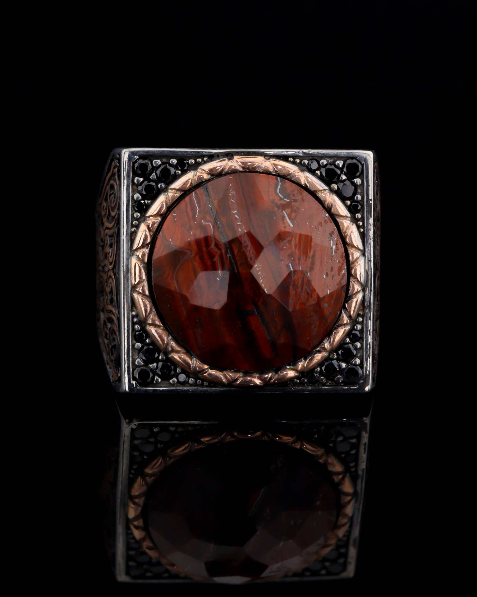 Tiger Taşlı Kare Form Yüzük