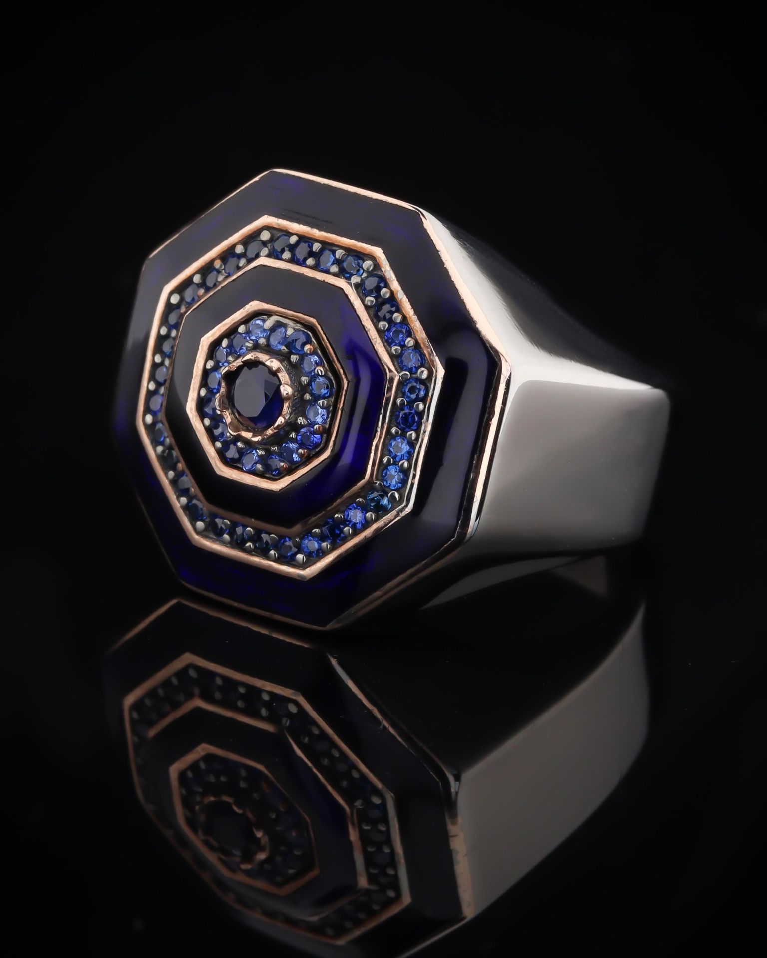 Geometrik Desen Lacivert Mineli Yüzük