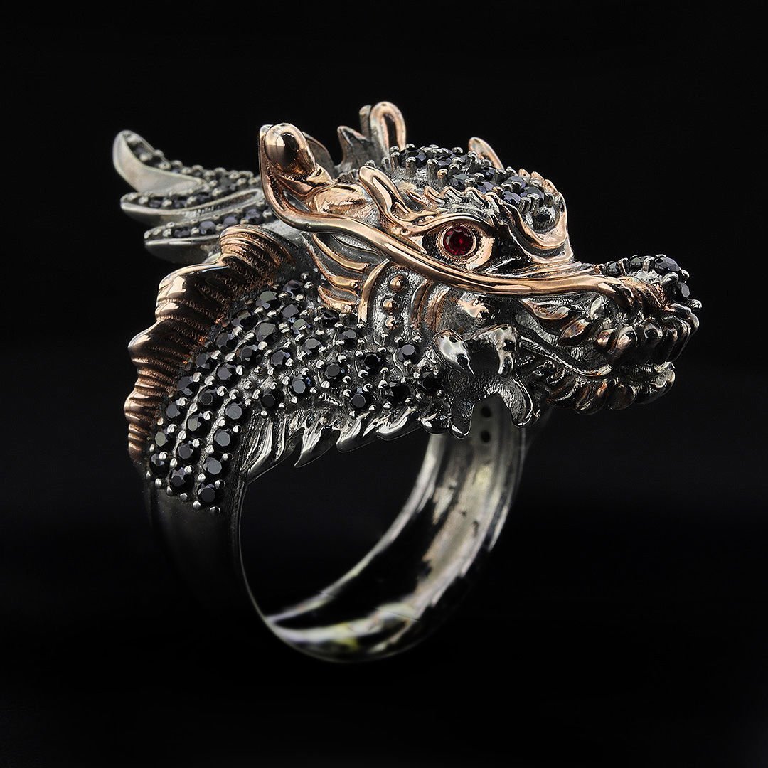 Taşlı Ejderha Yüzük