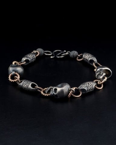 Kurukafa Figürlü Gümüş Zincir Bileklik