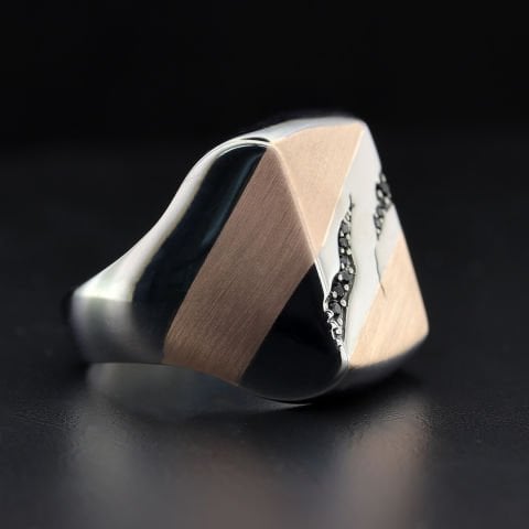 Zirkon Taş İşli Dikdörtgen Form Gümüş Yüzük