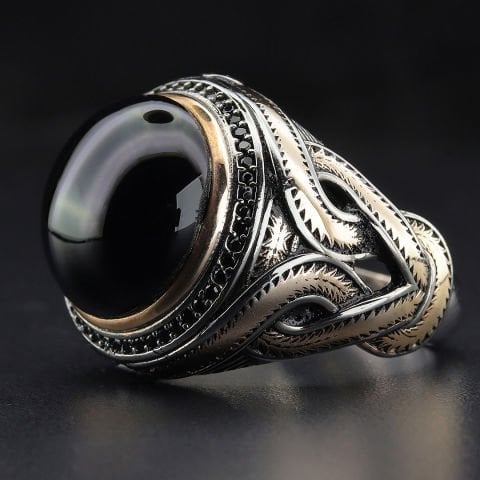 Onix Taşlı Oval Form Gümüş Yüzük