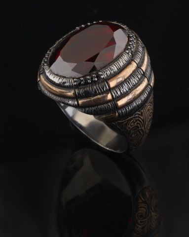 Garnet Taşlı Gümüş Yüzük