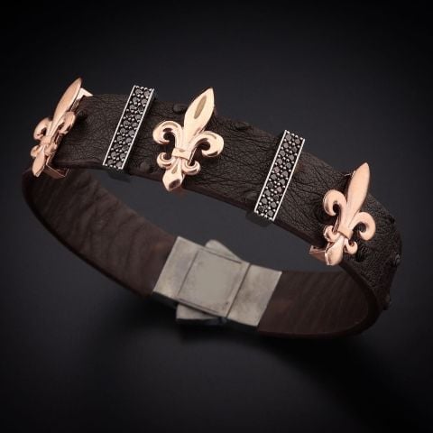 Orijinal Deve Kuşu Derisi Kordonlu Fleur De Lis Figürlü Gümüş Bileklik